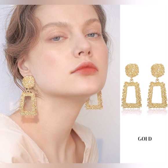 Earrings - Picture 4 of 4